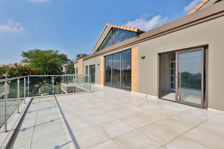 4 Bedroom Property for Sale in Carlswald North Estate Gauteng