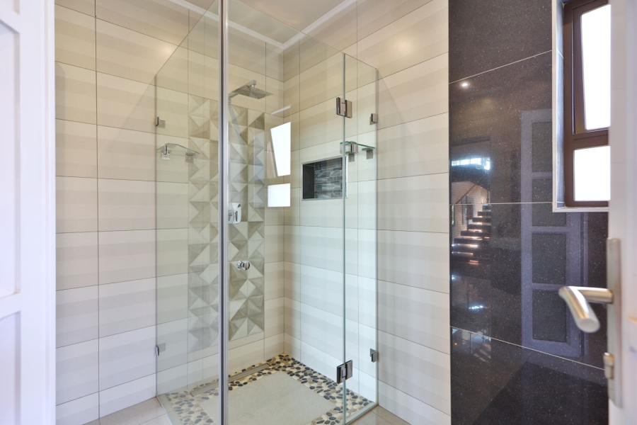 4 Bedroom Property for Sale in Carlswald North Estate Gauteng