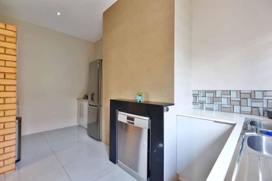 4 Bedroom Property for Sale in Carlswald North Estate Gauteng