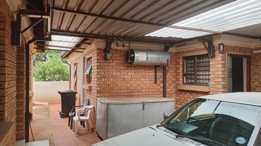 3 Bedroom Property for Sale in Vosloorus Ext 7 Gauteng