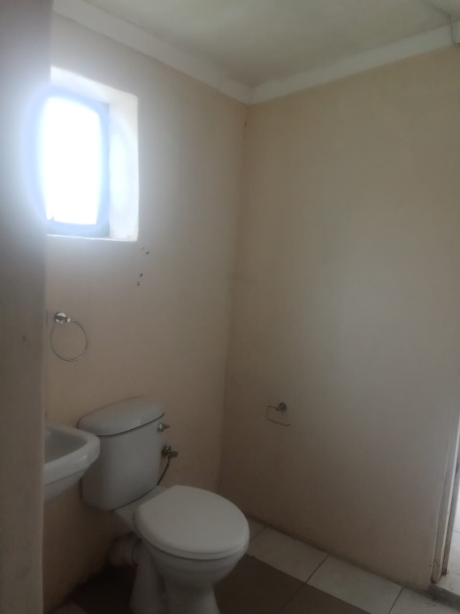 To Let 1 Bedroom Property for Rent in Kensington Gauteng