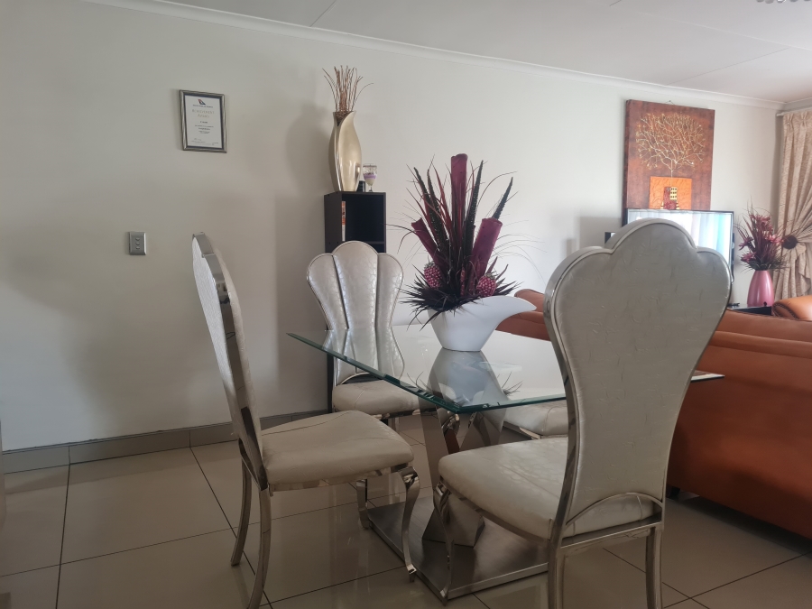 2 Bedroom Property for Sale in Parkdene Gauteng