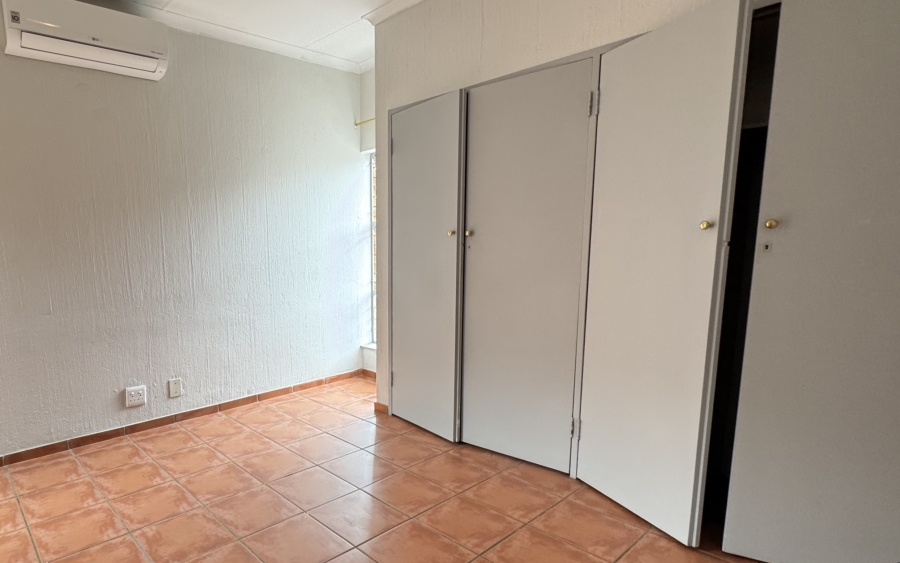 3 Bedroom Property for Sale in Elardus Park Gauteng