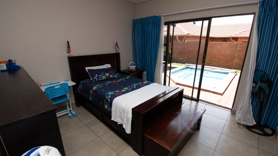 3 Bedroom Property for Sale in Equestria Gauteng