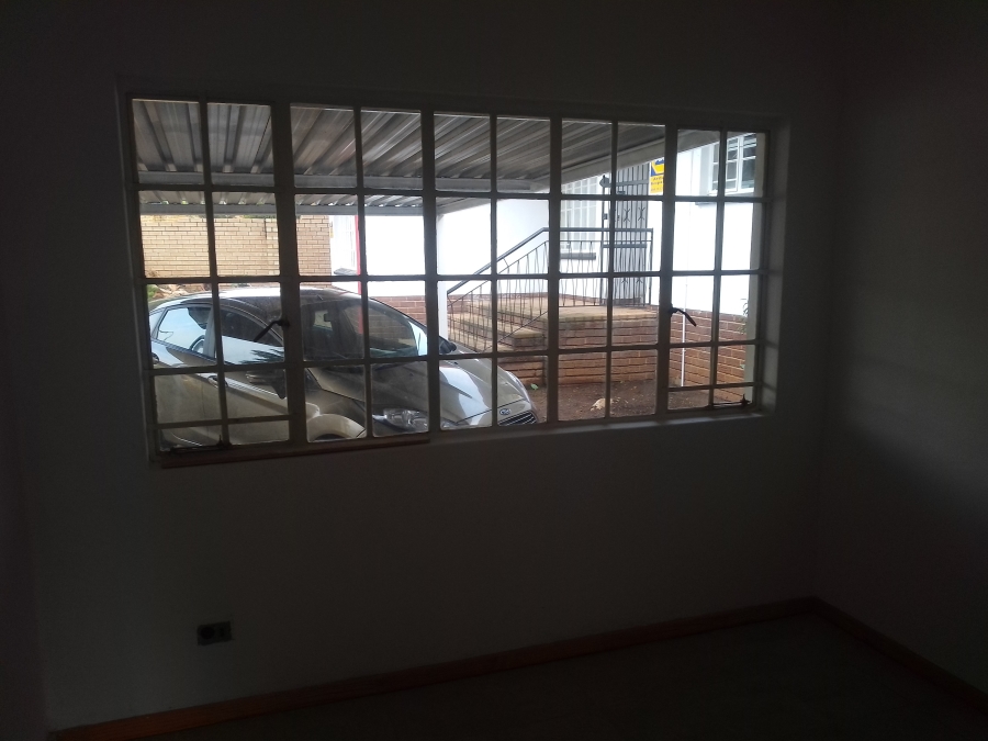 To Let 1 Bedroom Property for Rent in Linmeyer Gauteng