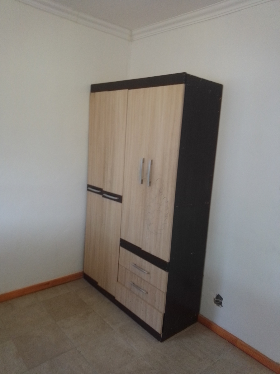 To Let 1 Bedroom Property for Rent in Linmeyer Gauteng