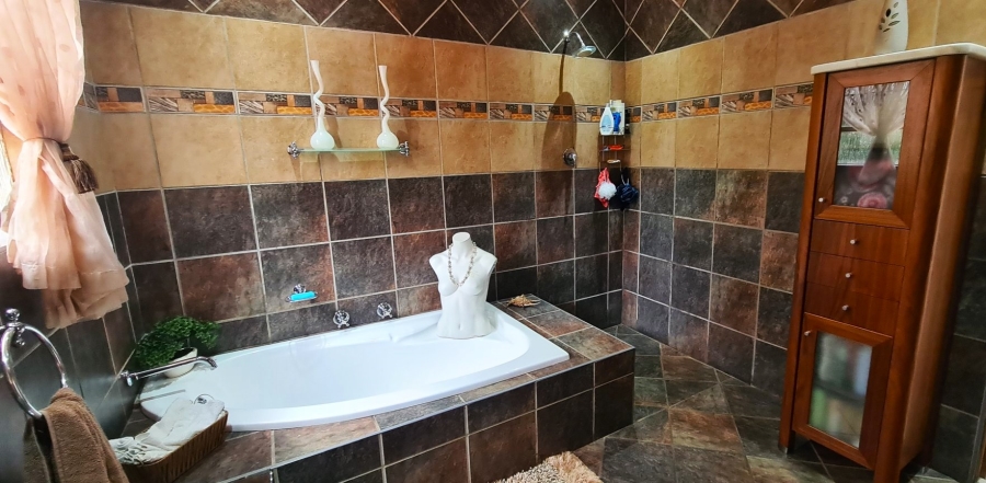 3 Bedroom Property for Sale in Presidents Dam Gauteng