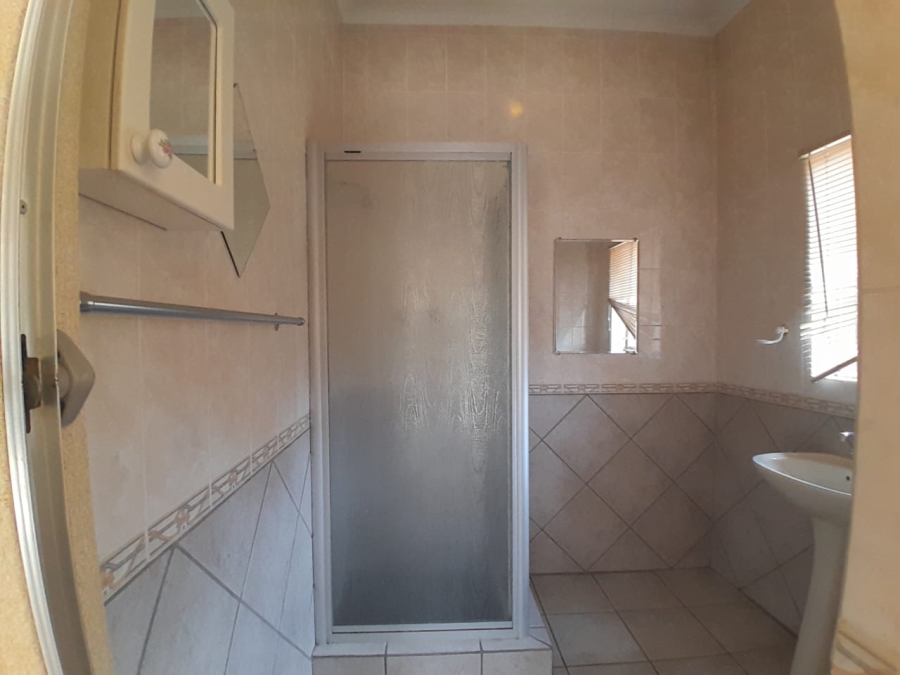 To Let  Bedroom Property for Rent in Vanderbijlpark Gauteng