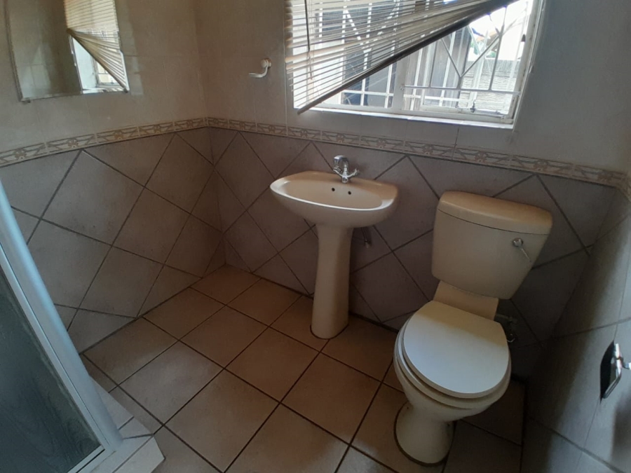 To Let  Bedroom Property for Rent in Vanderbijlpark Gauteng