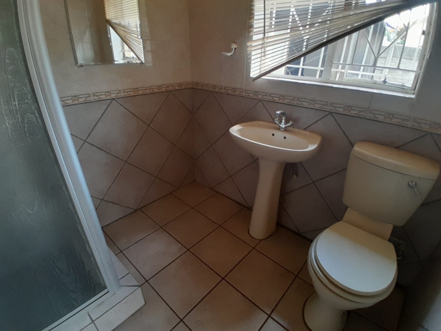 To Let  Bedroom Property for Rent in Vanderbijlpark Gauteng