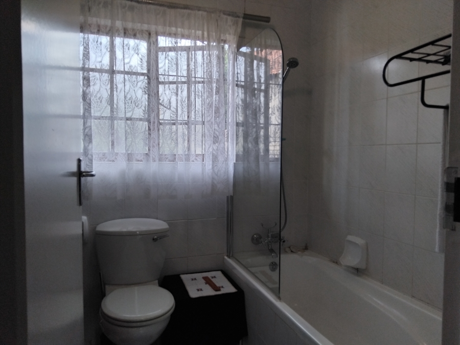 2 Bedroom Property for Sale in Halfway Gardens Gauteng