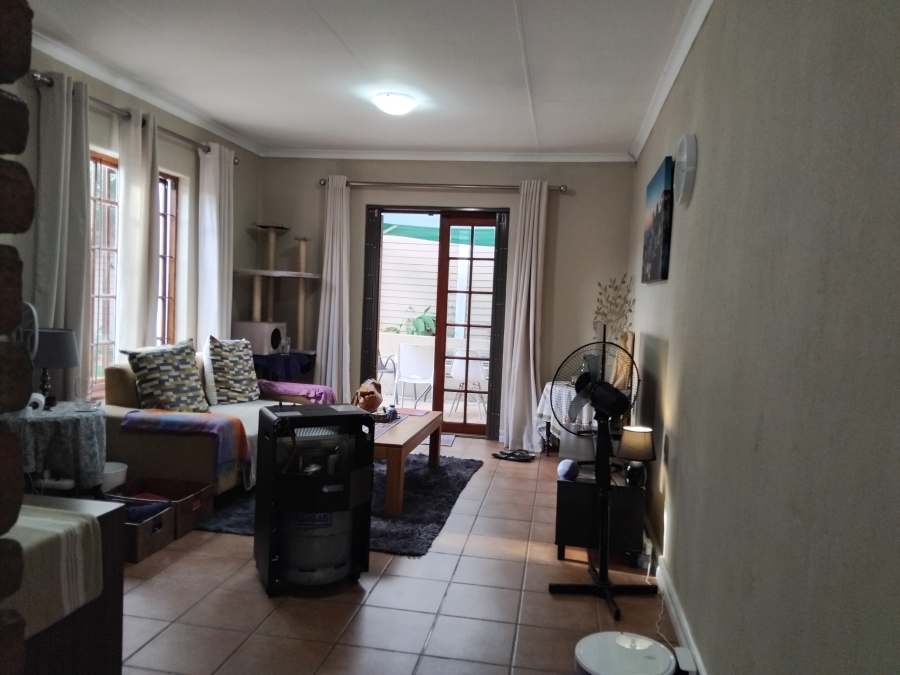 2 Bedroom Property for Sale in Halfway Gardens Gauteng