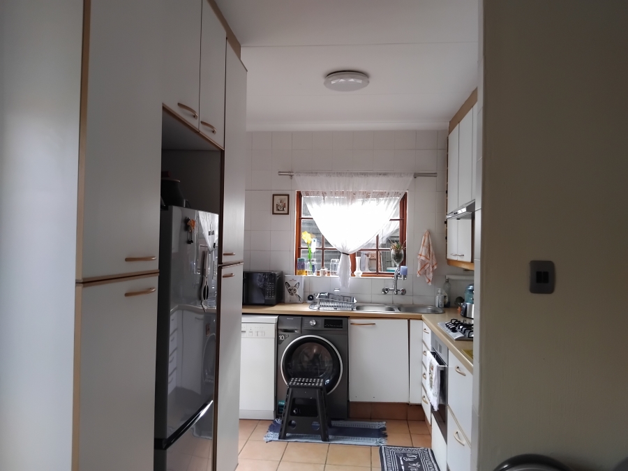 2 Bedroom Property for Sale in Halfway Gardens Gauteng