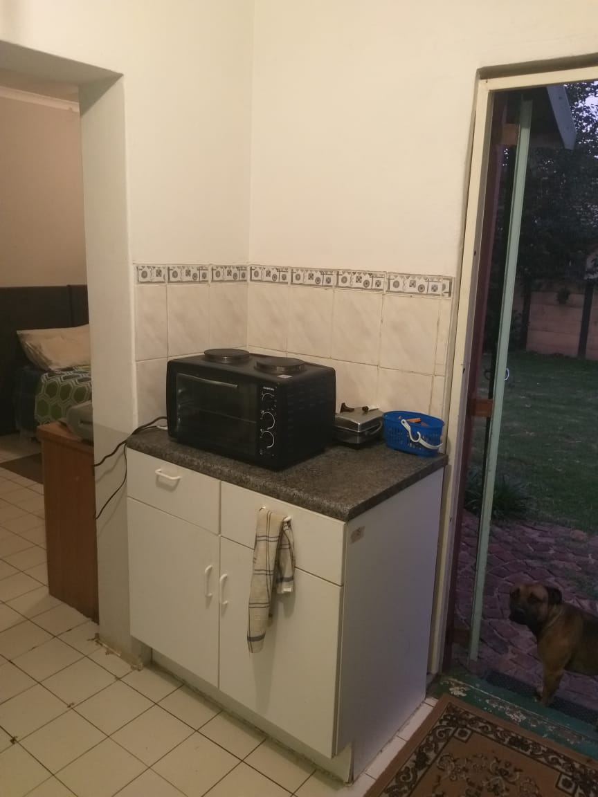 To Let 1 Bedroom Property for Rent in Rhodesfield Ext 1 Gauteng