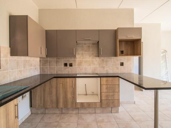 To Let 2 Bedroom Property for Rent in Ravenswood Gauteng
