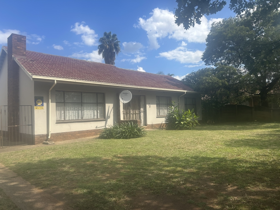 3 Bedroom Property for Sale in Vanderbijlpark SE 6 Gauteng
