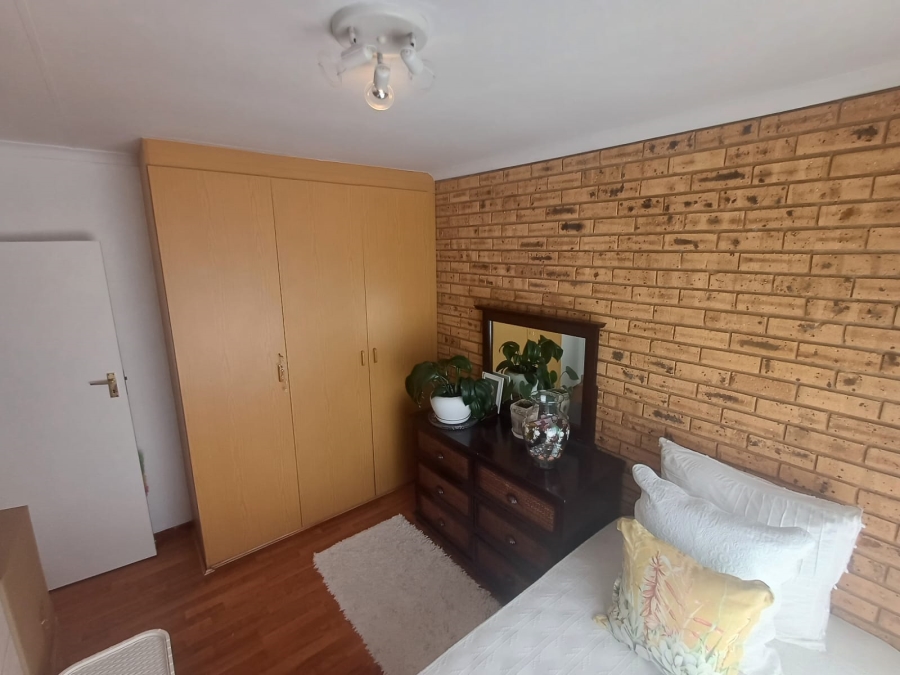 2 Bedroom Property for Sale in Rangeview Gauteng