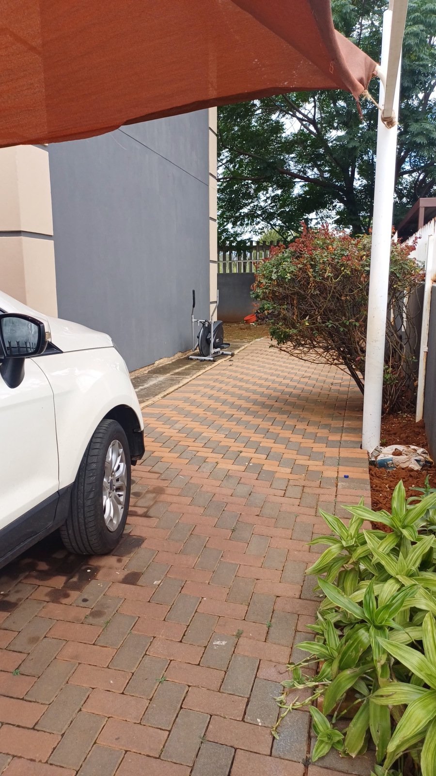 4 Bedroom Property for Sale in Rosslyn Industrial Gauteng