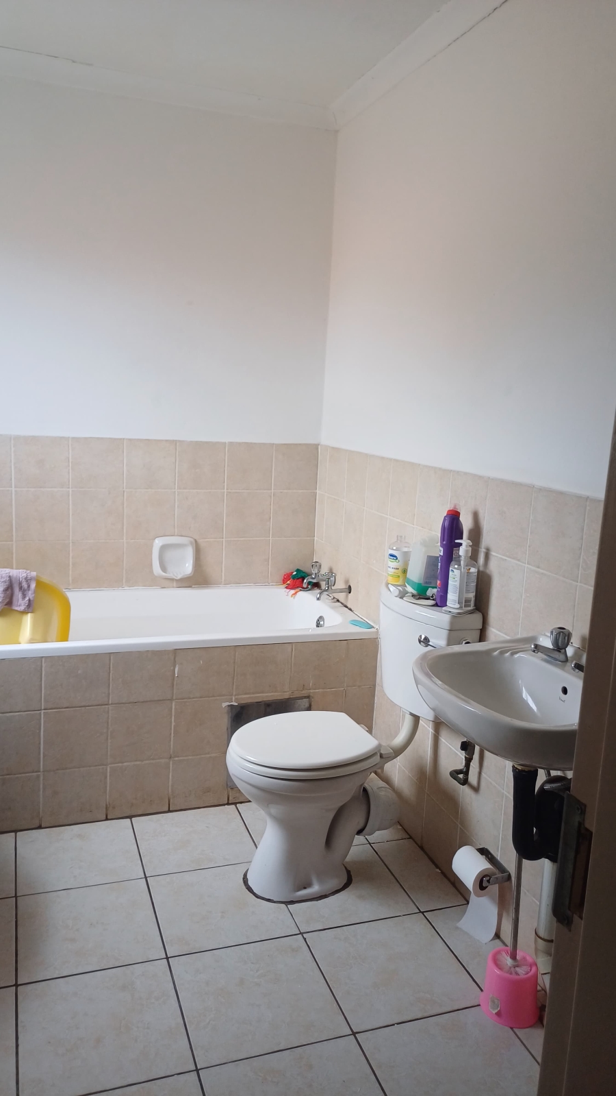 4 Bedroom Property for Sale in Rosslyn Industrial Gauteng