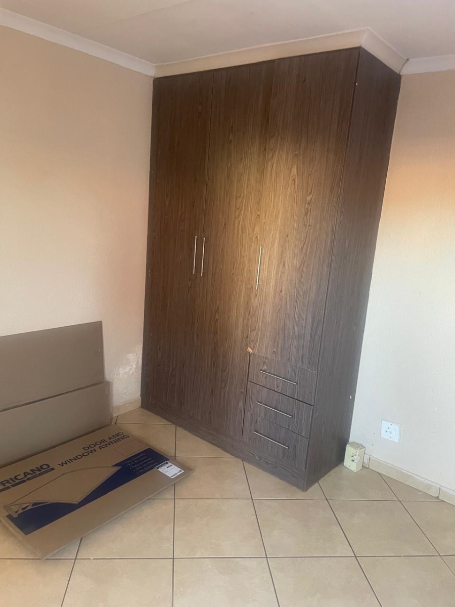 To Let 2 Bedroom Property for Rent in Akasia Gauteng