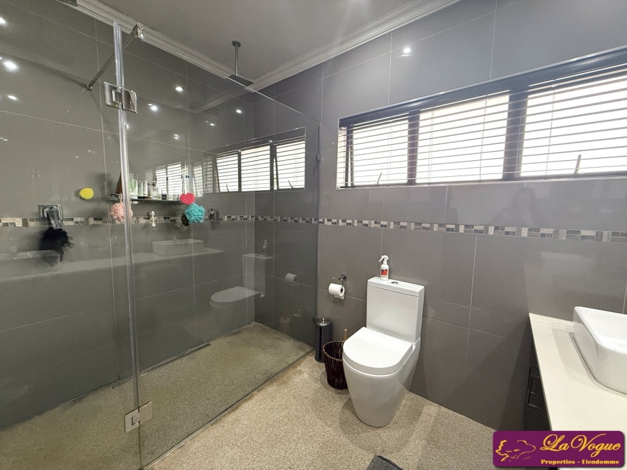 3 Bedroom Property for Sale in Olympus AH Gauteng