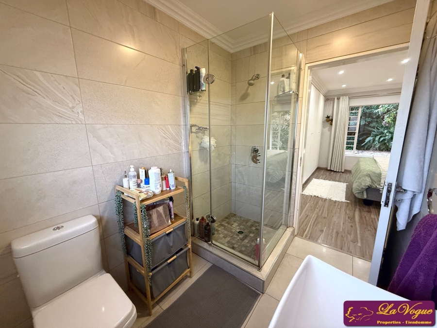 2 Bedroom Property for Sale in Die Wilgers Gauteng