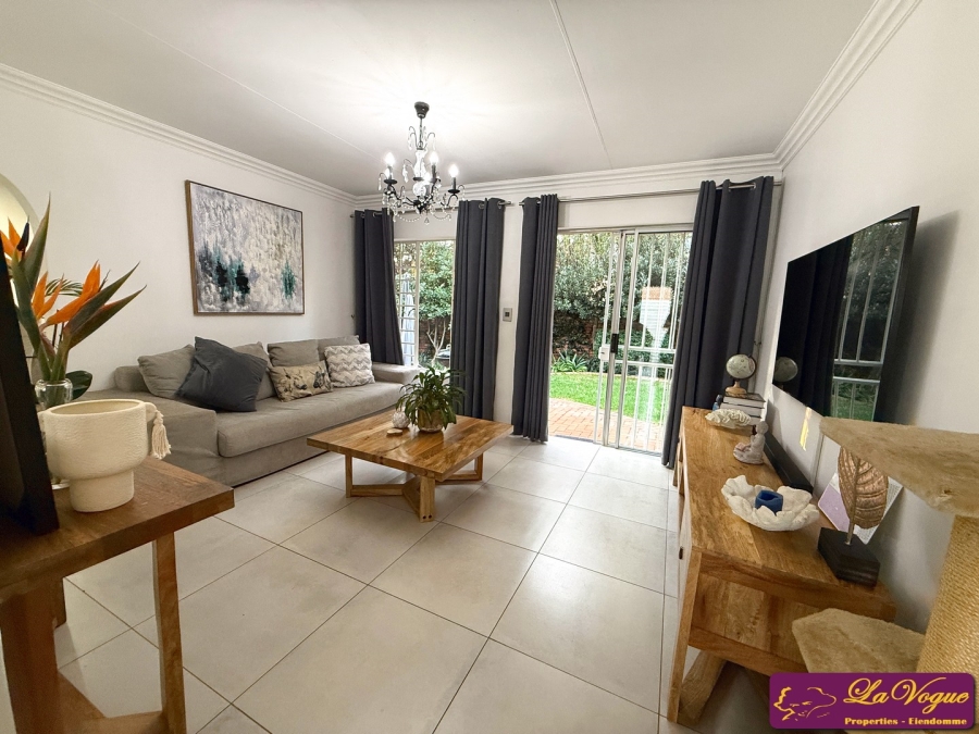 2 Bedroom Property for Sale in Die Wilgers Gauteng