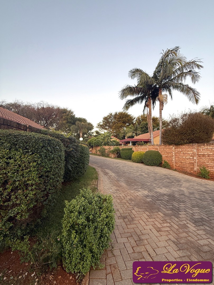 2 Bedroom Property for Sale in Die Wilgers Gauteng