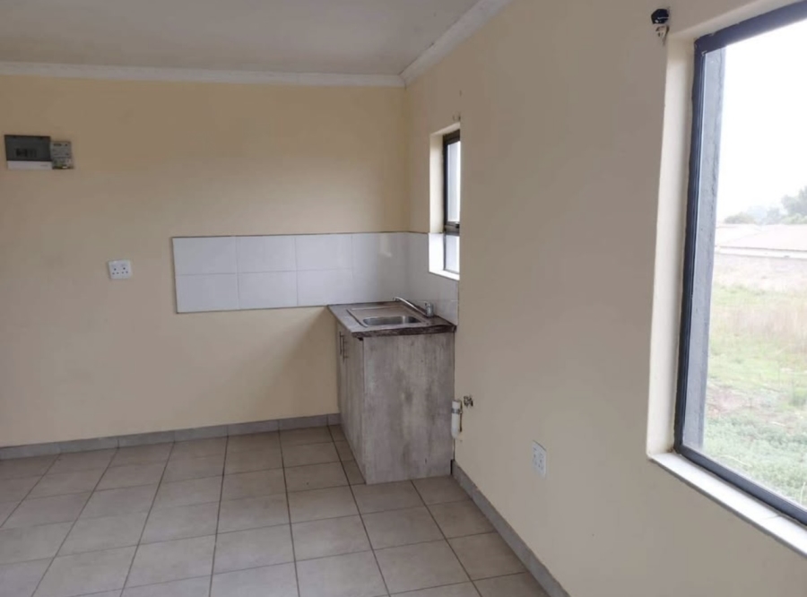 Room for rent in Protea Glen Gauteng. Listed by PropertyCentral