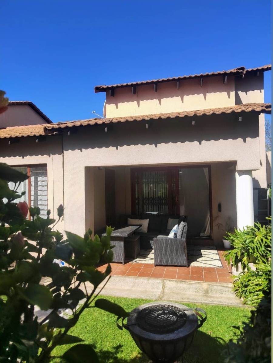 3 Bedroom Property for Sale in Northwold Gauteng