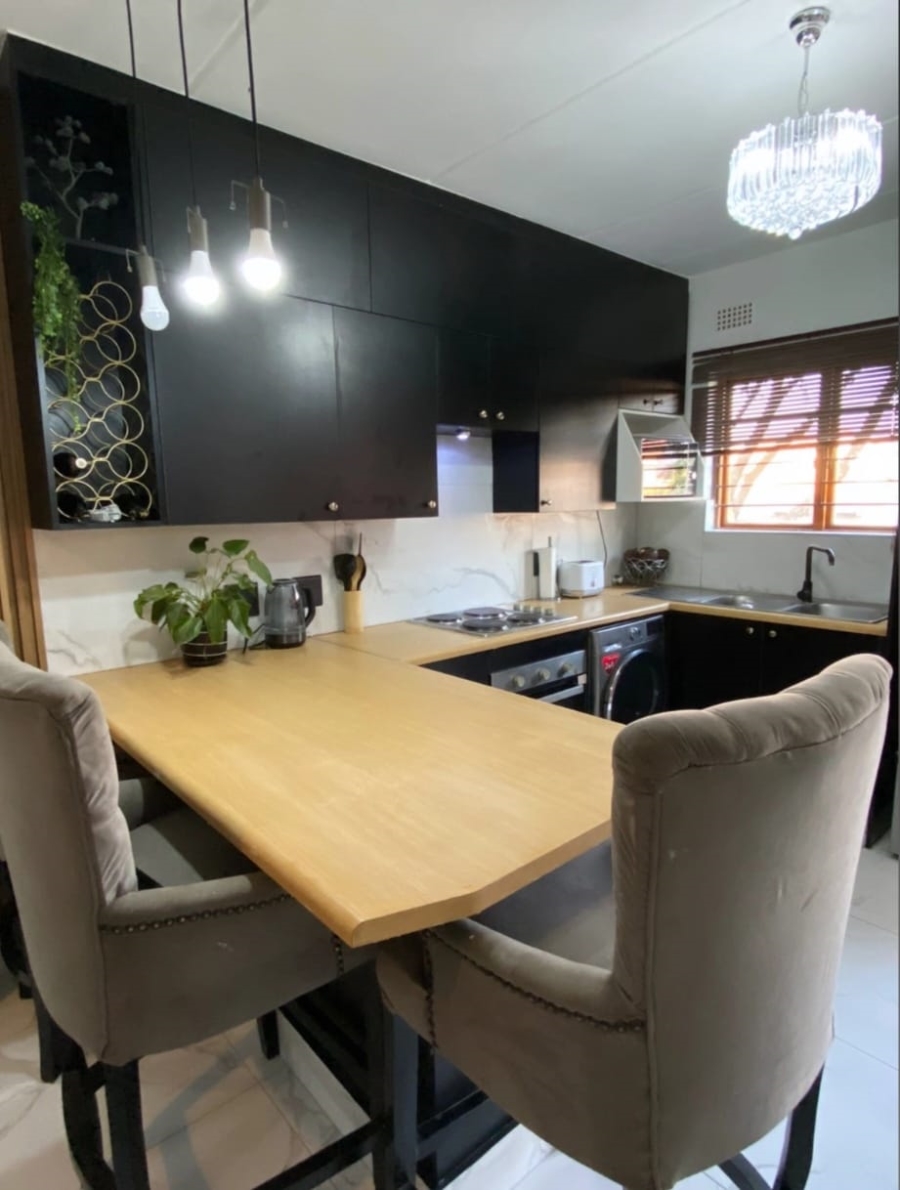 3 Bedroom Property for Sale in Northwold Gauteng