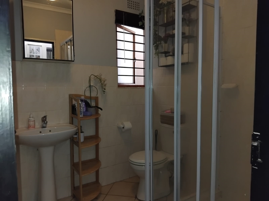 3 Bedroom Property for Sale in Northwold Gauteng