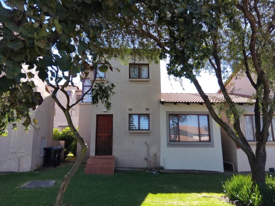 3 Bedroom Property for Sale in Northwold Gauteng