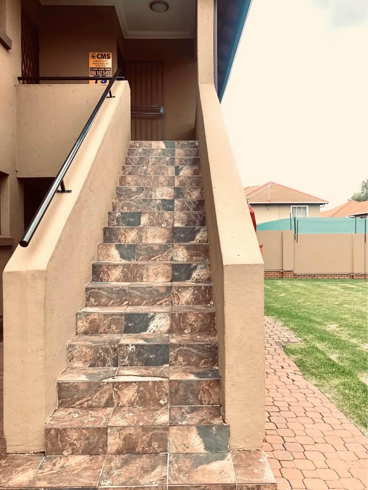 To Let 2 Bedroom Property for Rent in Comet Gauteng