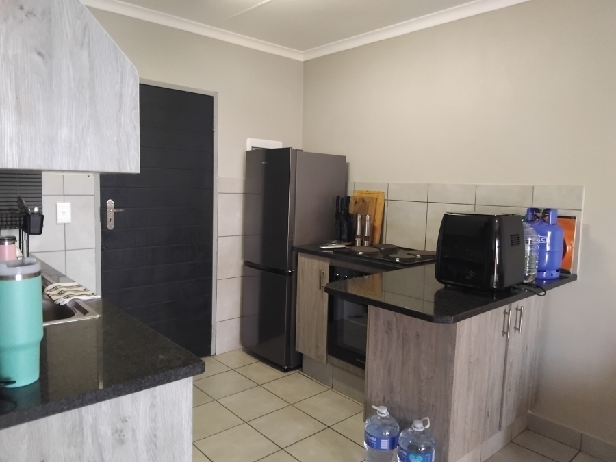 2 Bedroom Property for Sale in Heuweloord Gauteng