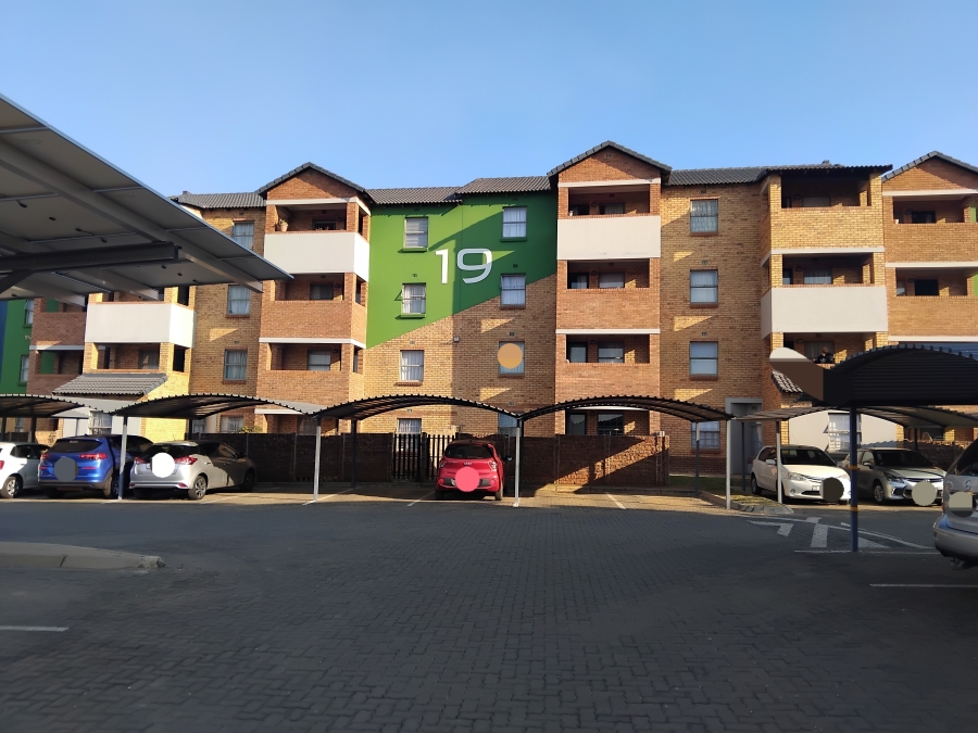 2 Bedroom Property for Sale in Heuweloord Gauteng