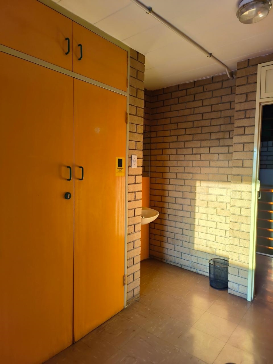 1 Bedroom Property for Sale in Orlando East Gauteng