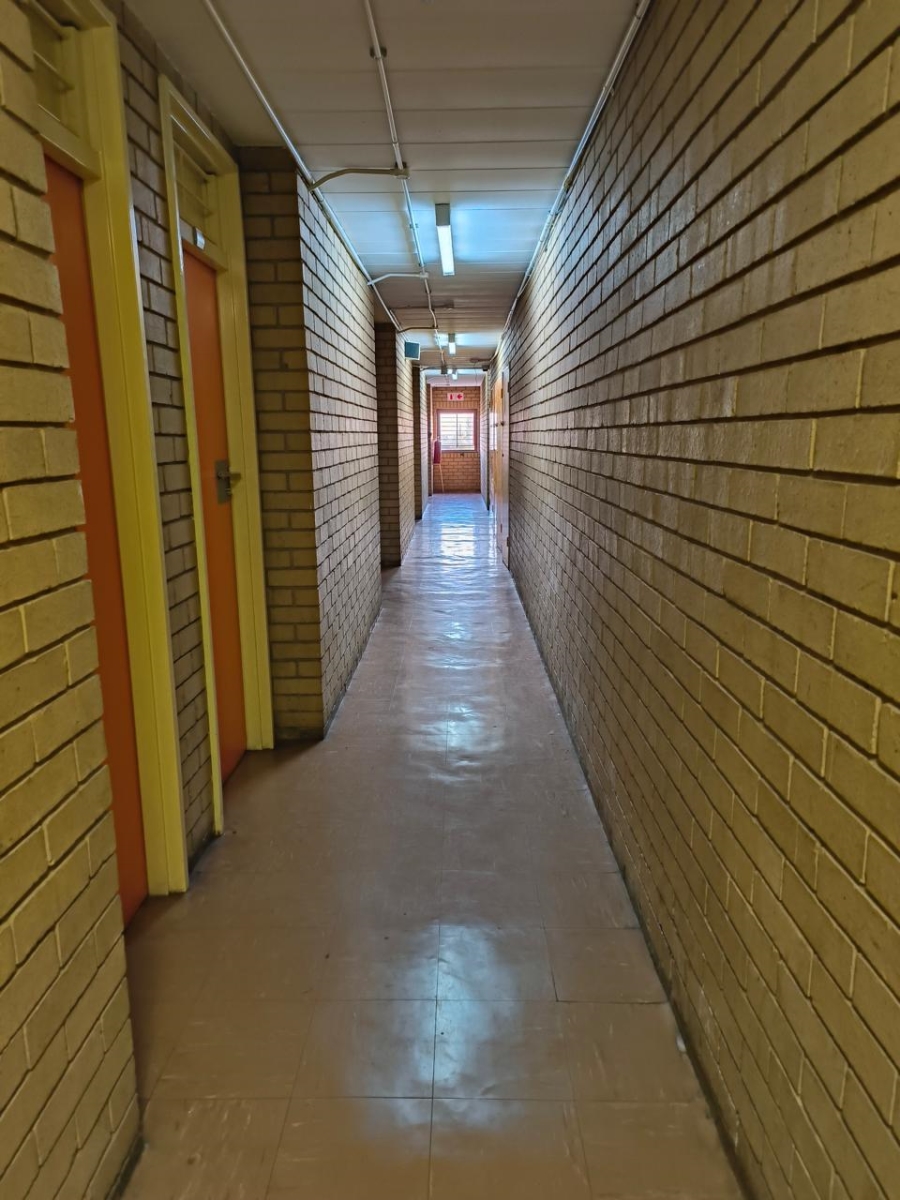 1 Bedroom Property for Sale in Orlando East Gauteng