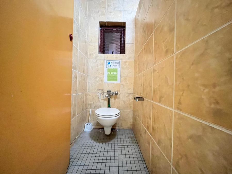 1 Bedroom Property for Sale in Orlando East Gauteng
