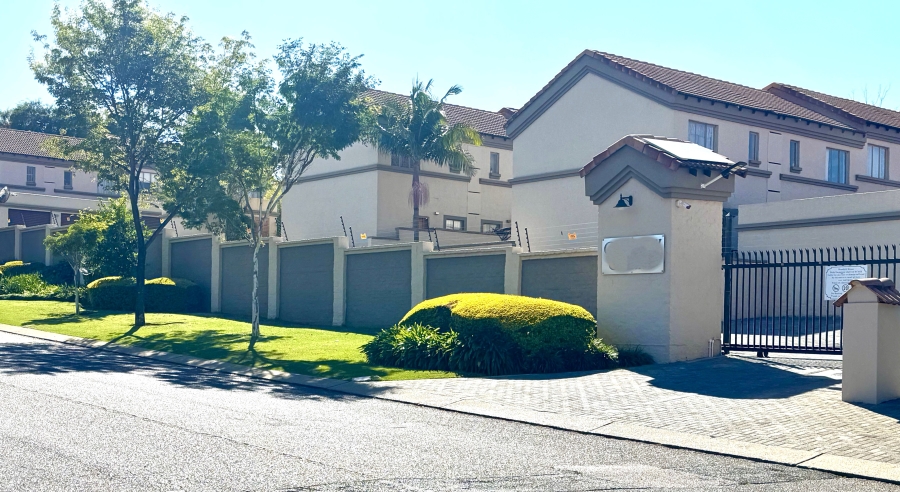 2 Bedroom Property for Sale in Pretorius Park Gauteng