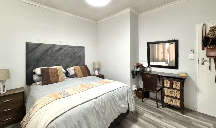 2 Bedroom Property for Sale in Pretorius Park Gauteng