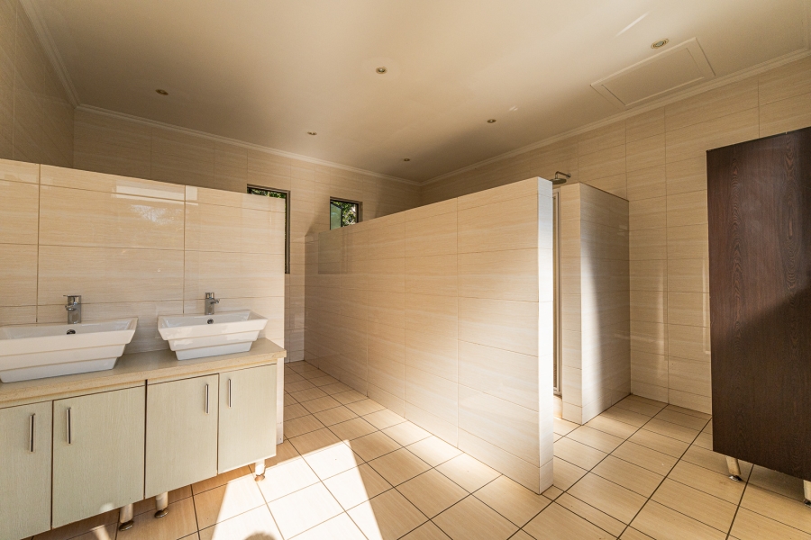 2 Bedroom Property for Sale in Broadacres Gauteng