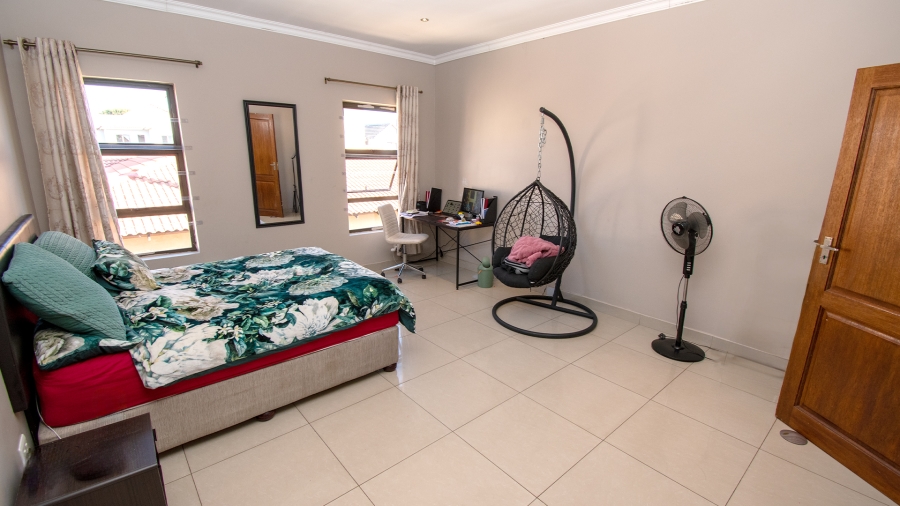 To Let 3 Bedroom Property for Rent in Monavoni Gauteng