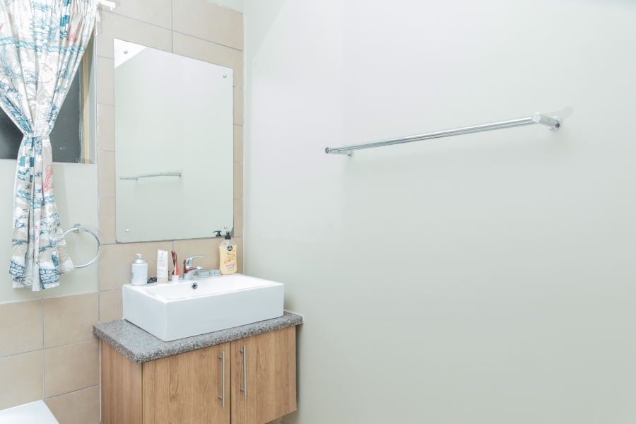 2 Bedroom Property for Sale in Sagewood Gauteng