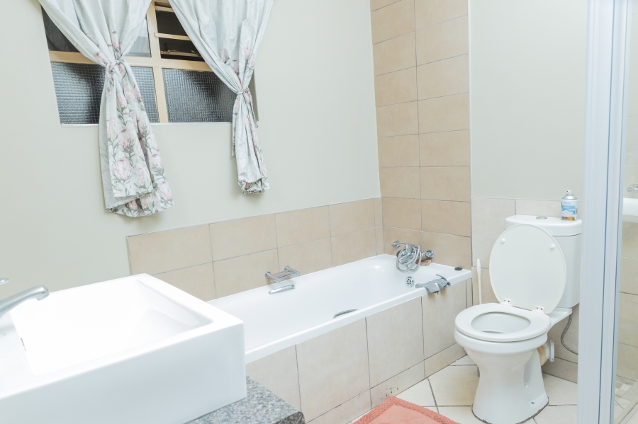 2 Bedroom Property for Sale in Sagewood Gauteng