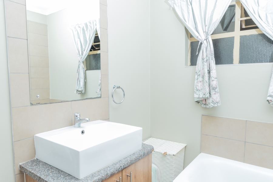 2 Bedroom Property for Sale in Sagewood Gauteng