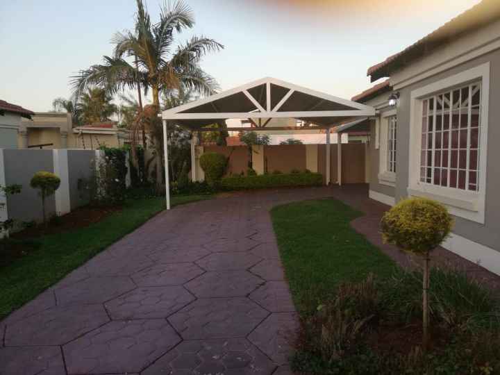 To Let 3 Bedroom Property for Rent in Doornpoort Gauteng