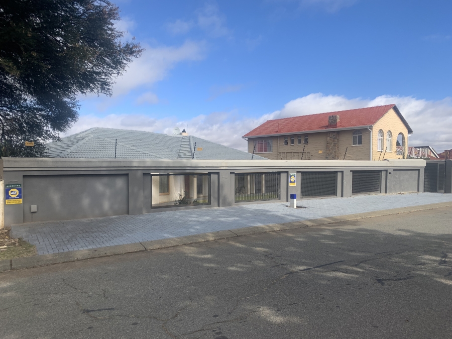4 Bedroom Property for Sale in Winchester Hills Gauteng