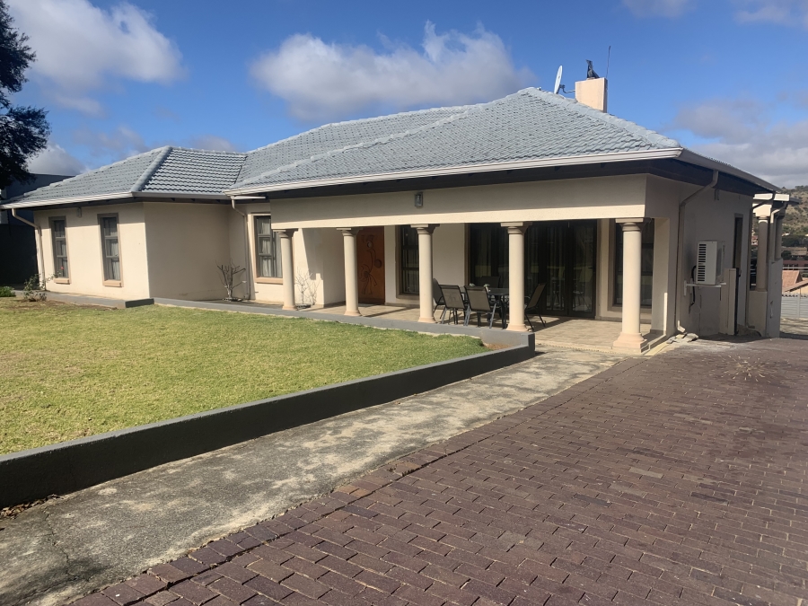 4 Bedroom Property for Sale in Winchester Hills Gauteng
