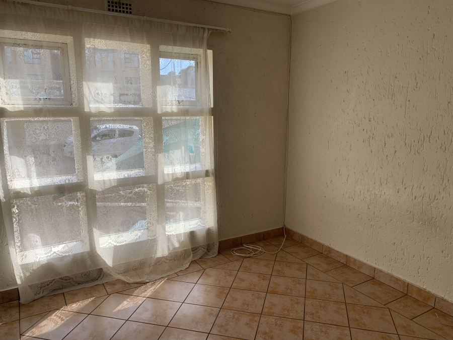 2 Bedroom Property for Sale in Winchester Hills Ext 3 Gauteng